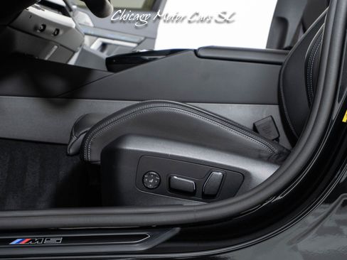 Used 2025 BMW M5 w/ Carbon Package AWD/4WD image 39