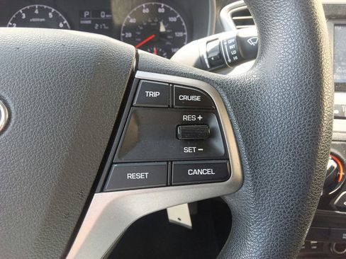 Used 2020 Hyundai Accent SE FWD image 22
