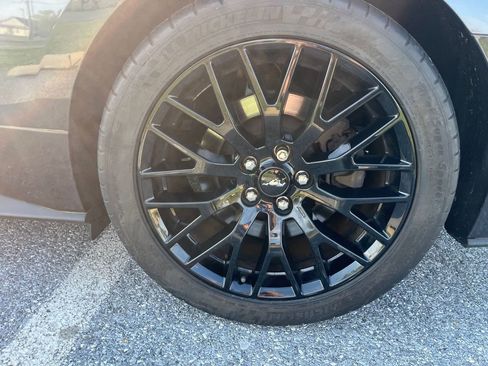 Used 2022 Ford Mustang GT Premium w/ GT Performance Package RWD image 12