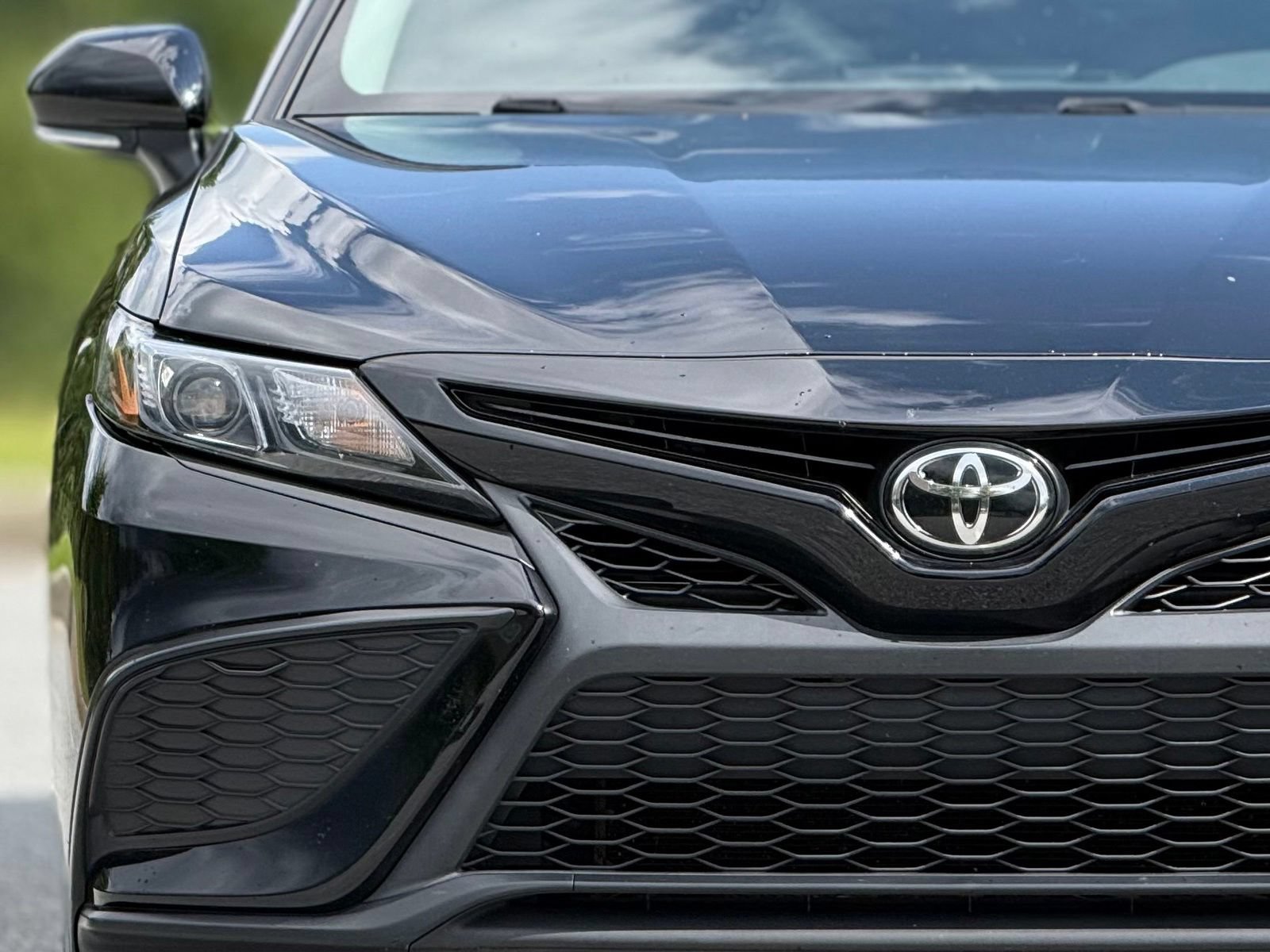 Used 2021 Toyota Camry SE AWD/4WD image 14