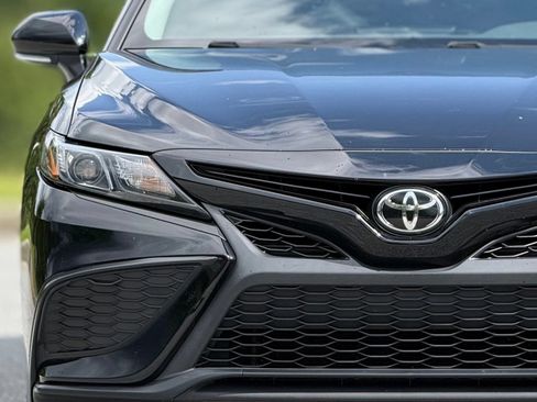 Used 2021 Toyota Camry SE AWD/4WD image 14