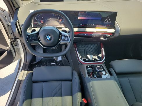 New 2026 BMW X3 xDrive30i w/ Premium Package AWD/4WD image 14