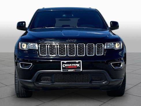 Used 2018 Jeep Grand Cherokee Laredo RWD image 4