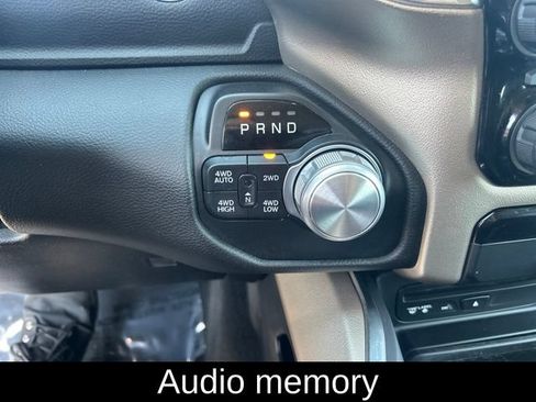 Used 2019 RAM 1500 Laramie AWD/4WD image 14