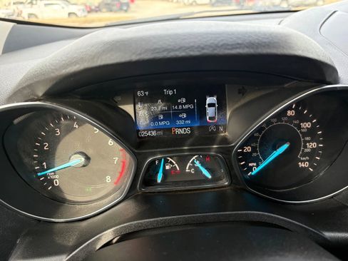 Used 2018 Ford Escape Titanium w/ Ford Safe & Smart Package image 34