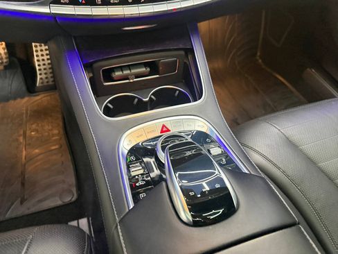 Used 2019 Mercedes-Benz S 560 4MATIC Sedan w/ AMG Line Exterior image 24
