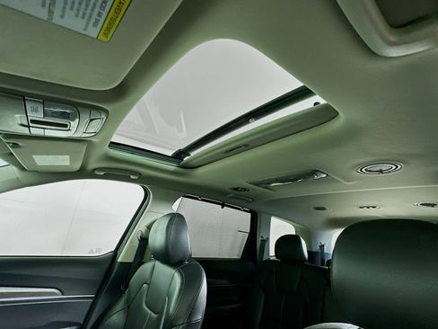 Used 2021 Kia Telluride EX w/ Towing Package FWD image 25