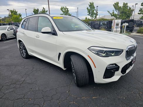 Used 2019 BMW X5 xDrive40i w/ M Sport Package AWD/4WD image 5