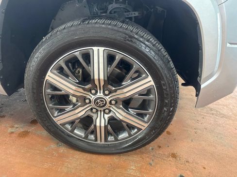 Used 2022 Toyota Tundra Capstone AWD/4WD image 10