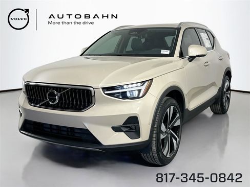 New 2025 Volvo XC40 B5 Ultra w/ Protection Package Premier AWD/4WD image 1