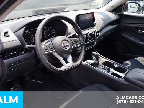 Used 2024 Nissan Sentra SV FWD image 9