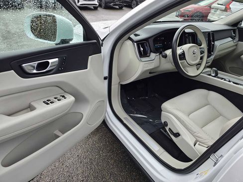 Certified 2023 Volvo XC60 T8 Plus w/ Climate Package image 19