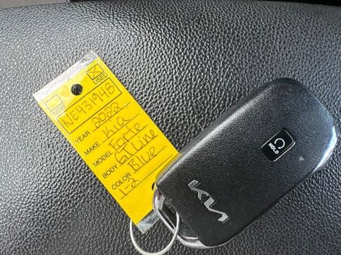 Used 2022 Kia Forte GT-Line w/ GT-Line Premium Package FWD image 17