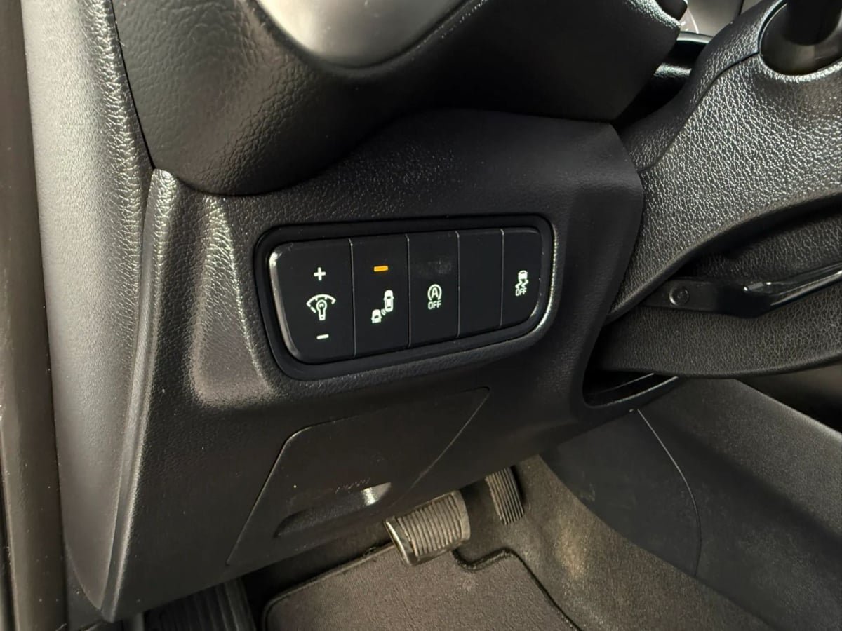 Used 2020 Kia Soul X-Line FWD image 37