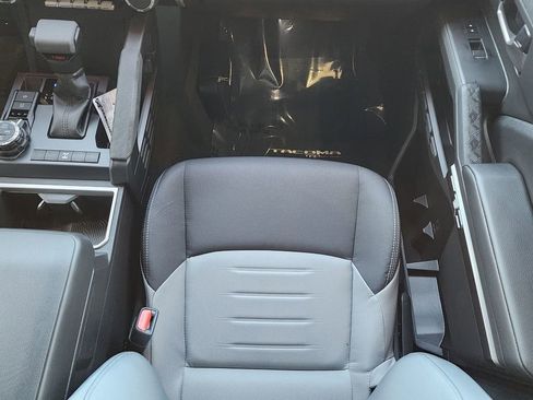 New 2026 Toyota Tacoma TRD Off-Road image 9