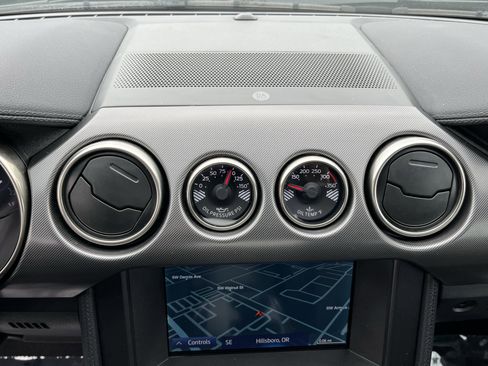 Used 2022 Ford Mustang Shelby GT500 w/ Technology Package RWD image 20