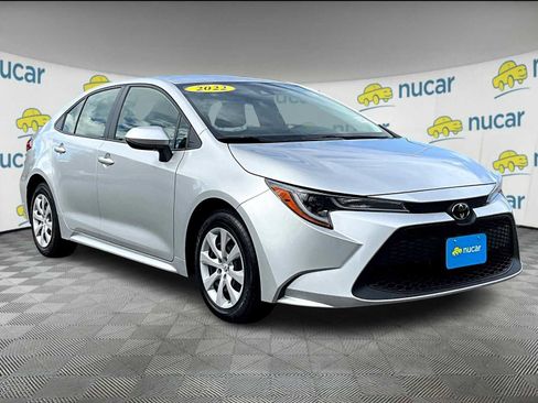Used 2022 Toyota Corolla LE image 1
