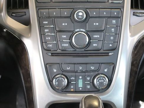 Used 2016 Buick Verano w/ Comfort Package FWD image 20