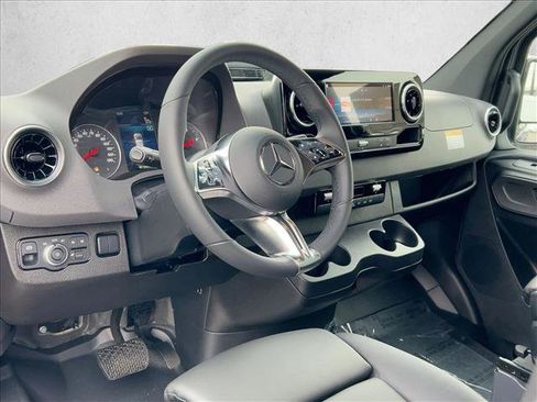 New 2026 Mercedes-Benz Sprinter 2500 image 3