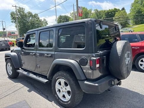 Used 2022 Jeep Wrangler Unlimited Sport AWD/4WD image 4