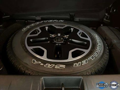 Used 2015 Jeep Renegade Trailhawk w/ Premium Leather Group image 84