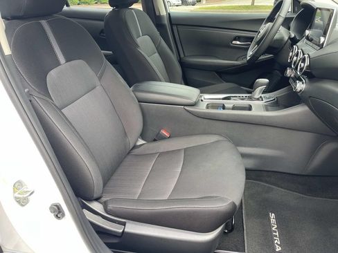 Certified 2025 Nissan Sentra SV w/ All-Weather Package FWD image 23