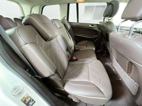 Used 2019 Mercedes-Benz GLS 550 4MATIC image 30