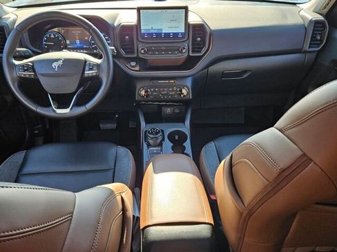 Used 2024 Ford Bronco Sport Outer Banks w/ Tech Package image 10