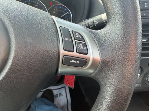 Used 2011 Subaru Forester 2.5X Premium w/ All-Weather Pkg image 20