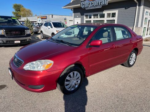 Used 2005 Toyota Corolla LE image 1
