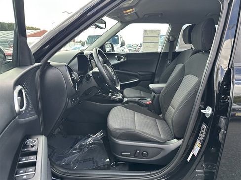 Used 2020 Kia Soul EX image 19