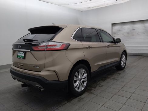 Used 2020 Ford Edge Titanium w/ Equipment Group 301A FWD image 10