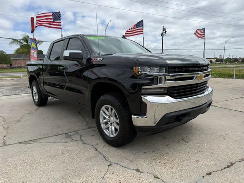 Used 2019 Chevrolet Silverado 1500 LT w/ All-Star Edition image 3