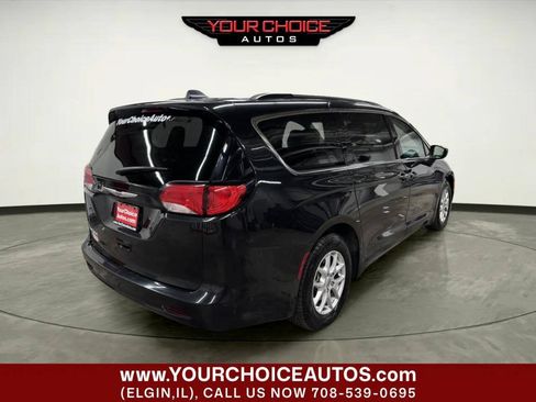 Used 2021 Chrysler Voyager Lxi FWD image 7