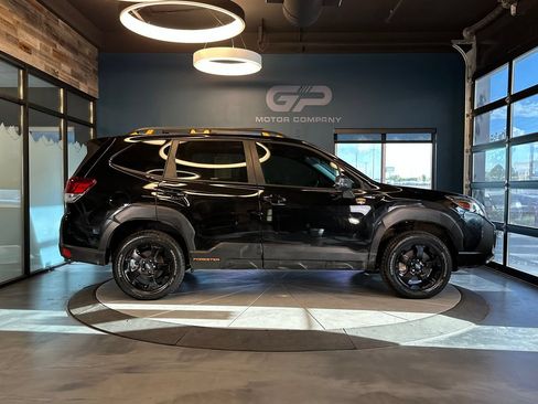 Used 2025 Subaru Forester Wilderness AWD/4WD image 2