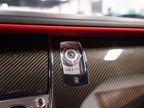 Used 2016 Rolls-Royce Wraith RWD image 12