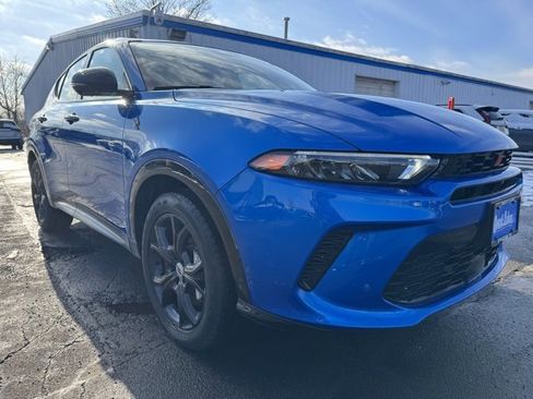 Used 2024 Dodge Hornet R/T Plus w/ Tech Pack Plus w/o Parking image 2