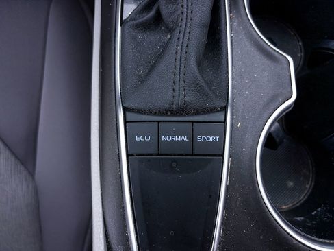 Used 2023 Toyota Camry LE image 25