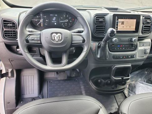 Used 2025 RAM ProMaster 2500 FWD image 19