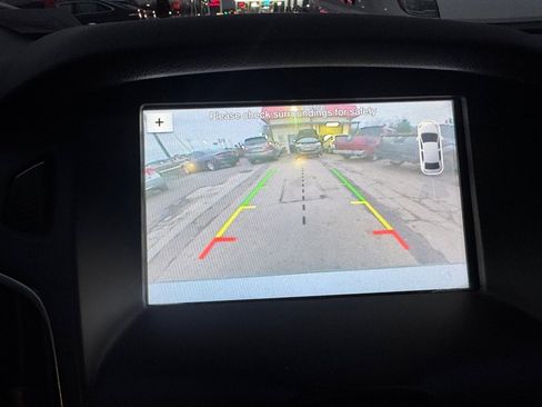 Used 2017 Ford Focus Titanium w/ Titanium Technology Package image 16