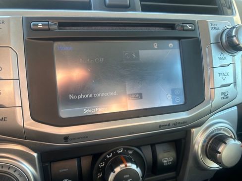 Used 2017 Toyota 4Runner SR5 image 13