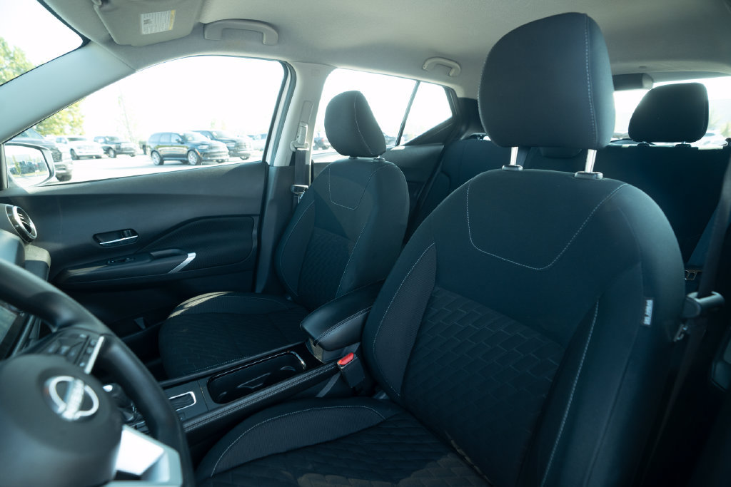 Used 2023 Nissan Kicks SV w/ Interior Electronics Package FWD image 38