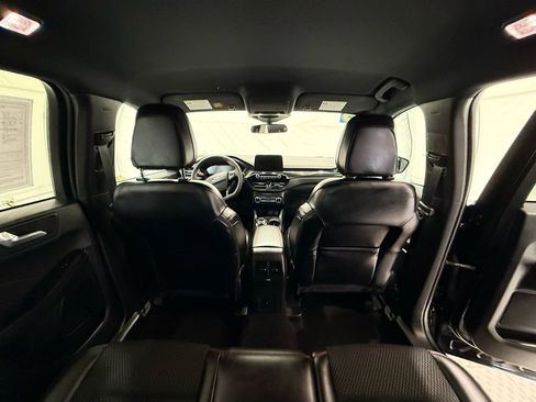 Used 2025 Ford Escape ST-Line image 30