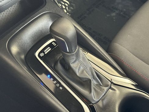 Used 2025 Toyota Corolla SE w/ Convenience Package image 21