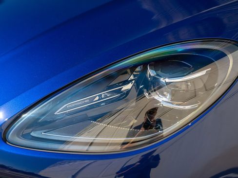 Certified 2026 Porsche Macan AWD/4WD image 30