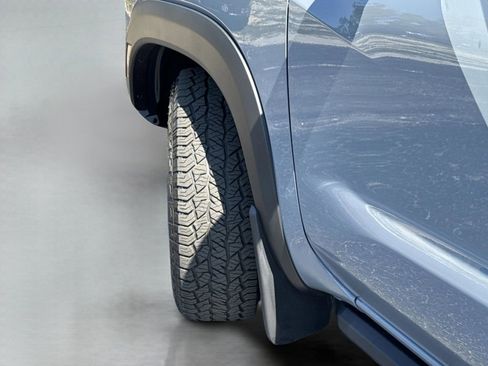 Used 2025 Nissan Frontier PRO-4X w/ Pro Premium Package image 48