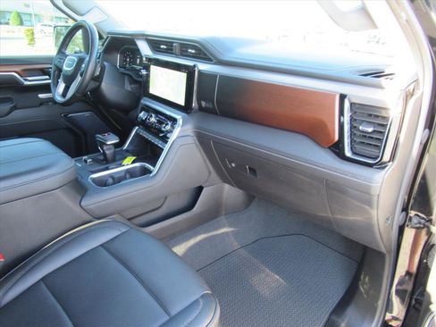 Used 2023 GMC Sierra 1500 Denali w/ Denali Reserve Package image 12