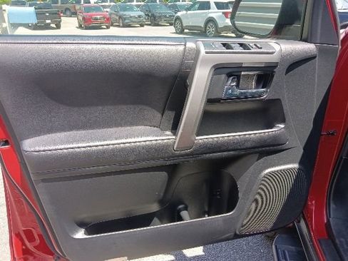 Used 2024 Toyota 4Runner SR5 AWD/4WD image 11