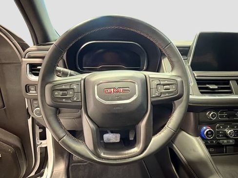 Used 2023 GMC Yukon AT4 AWD/4WD image 11