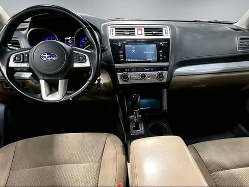 Used 2015 Subaru Outback 2.5i Premium image 8